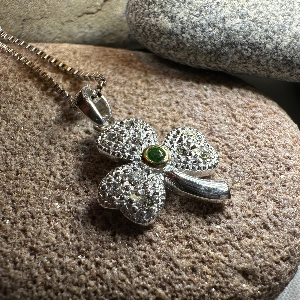 Shimmering Shamrock Necklace