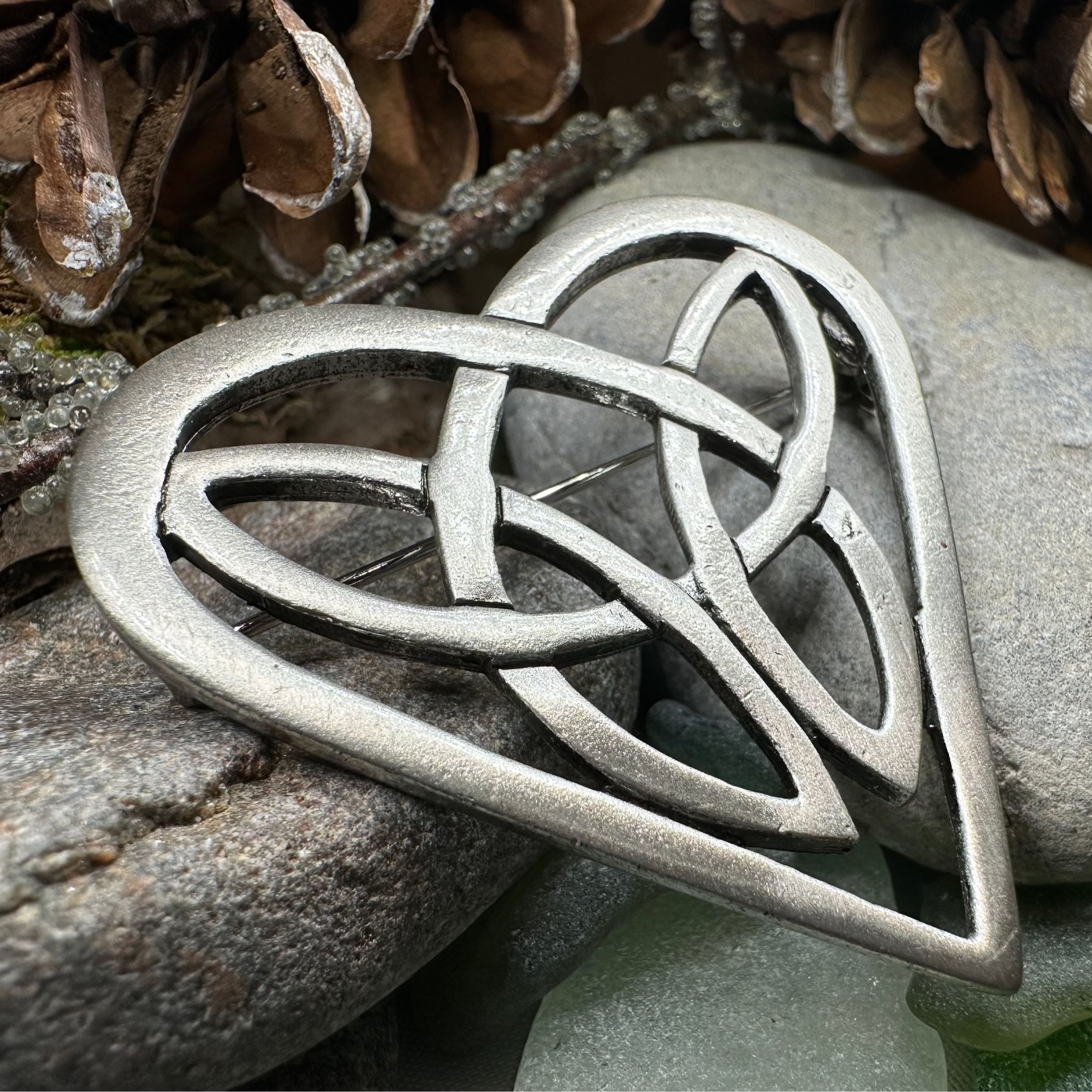 Everheart Celtic Heart Brooch