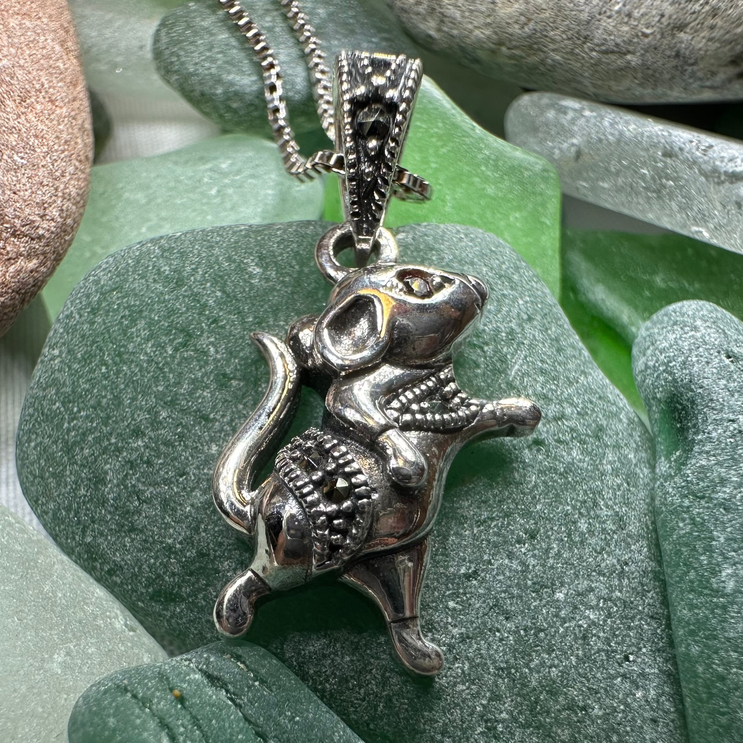 Luch Little Mouse Necklace