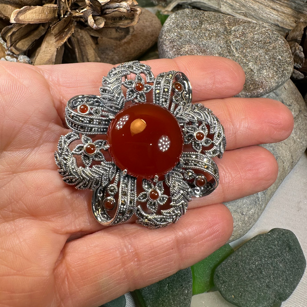 Ríona Celtic Knot Brooch