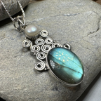 Phoebe Labradorite Necklace