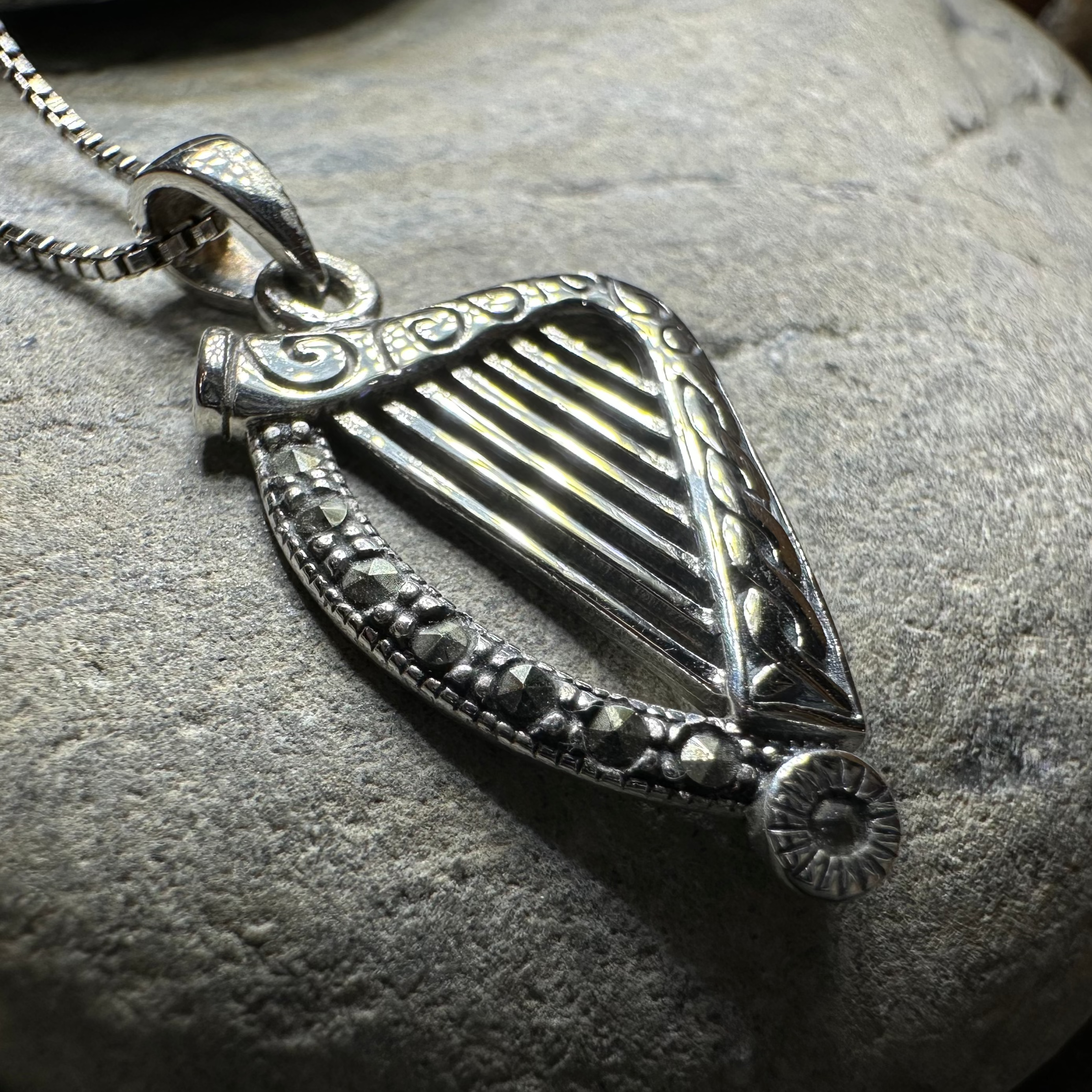 Cinnia Celtic Harp Necklace