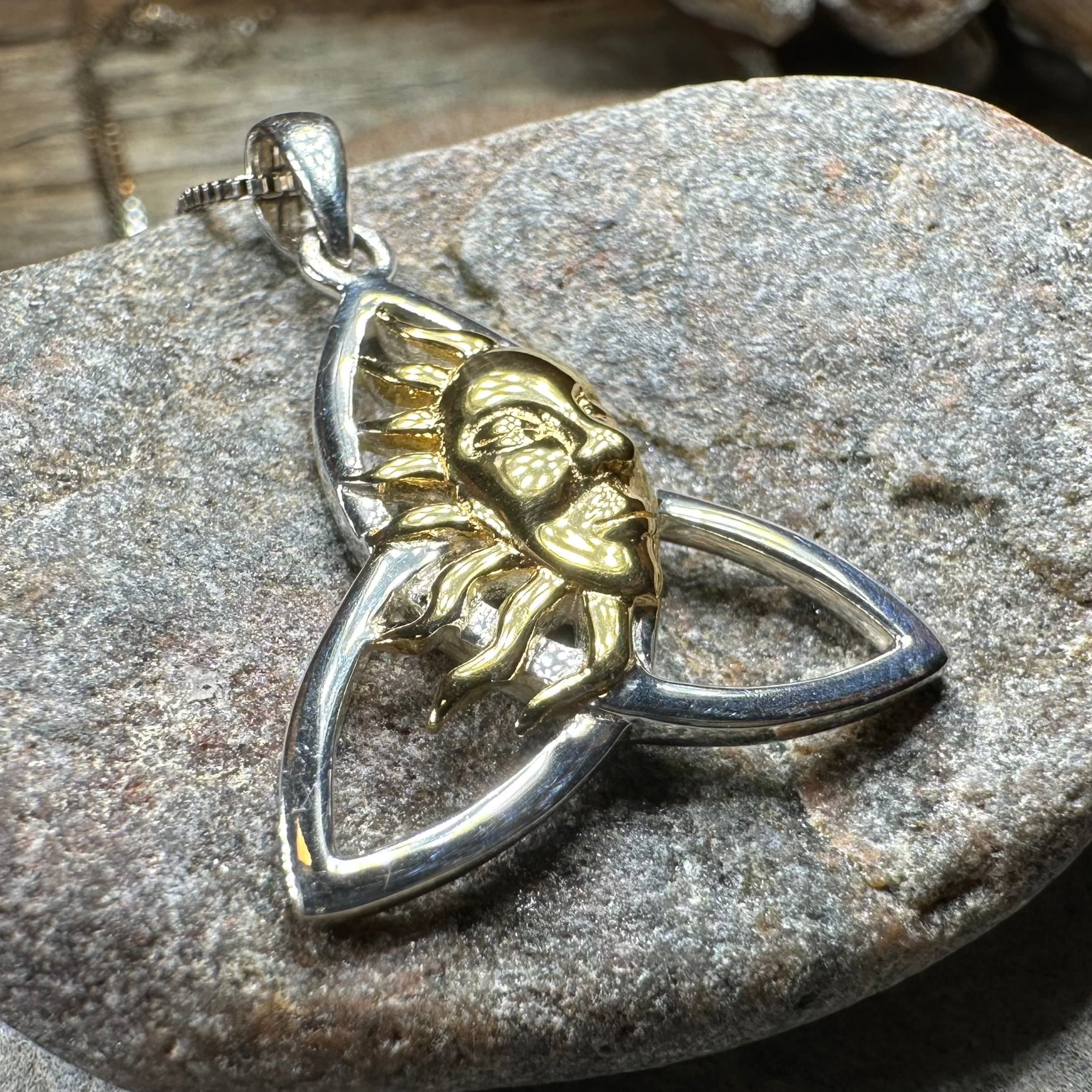 Trinity Knot Sun Necklace