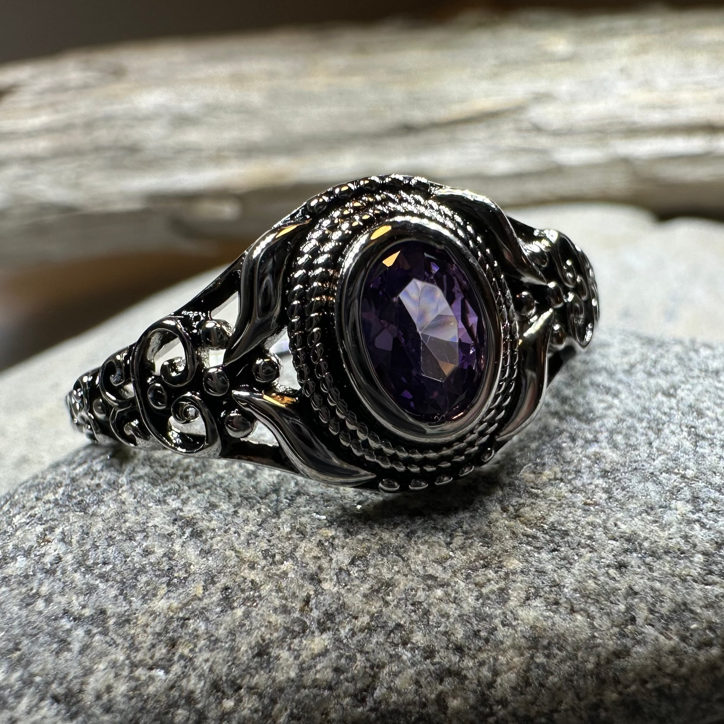 Romantic Celtic Knot Ring