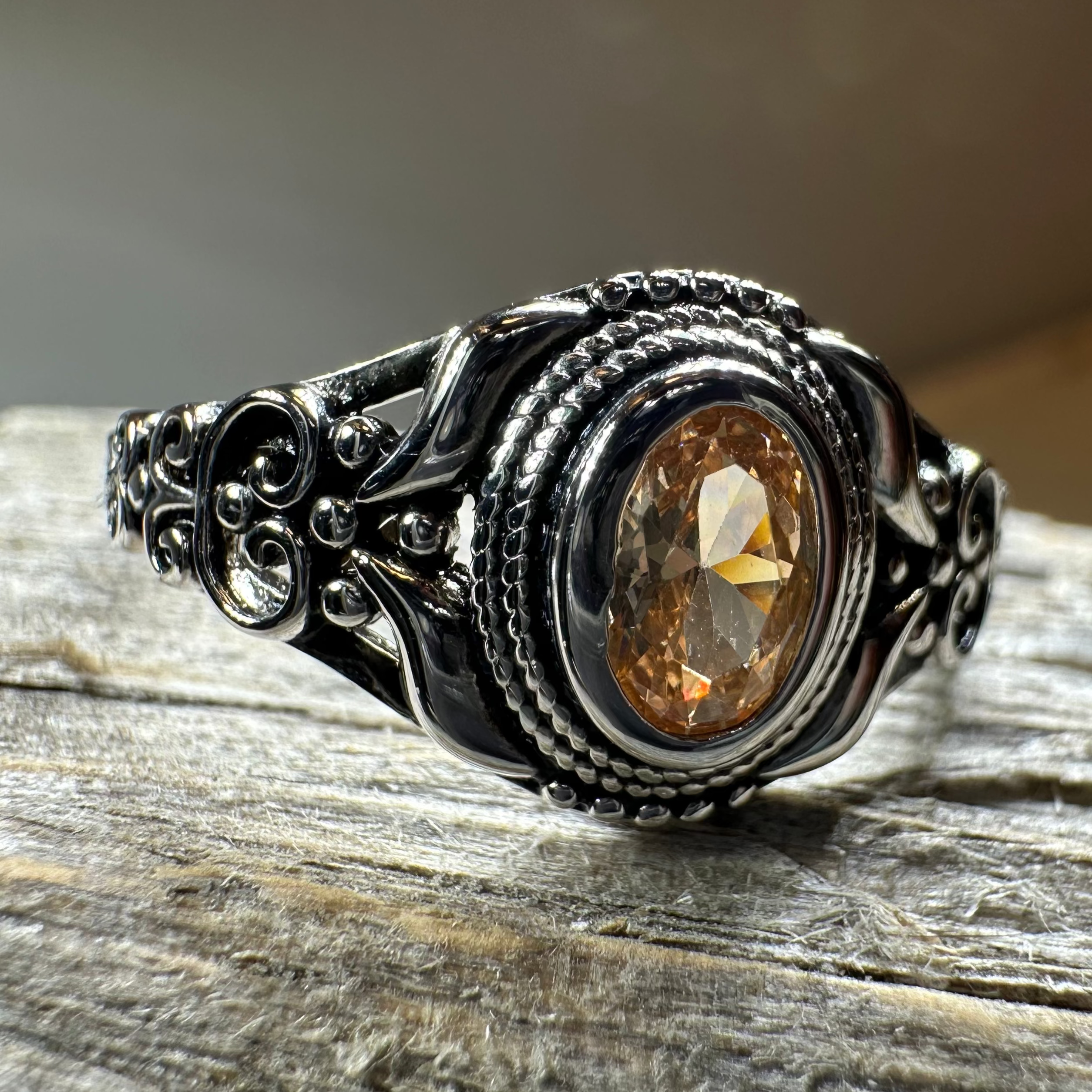 Romantic Celtic Knot Ring