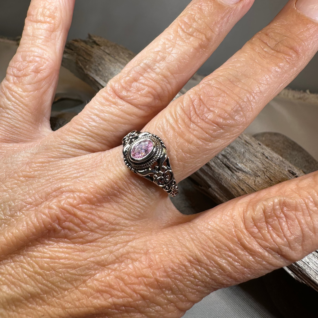 Romantic Celtic Knot Ring