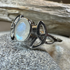 Cordelia Trinity Knot Ring