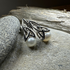 Trinity Knot Pearl Post Earring