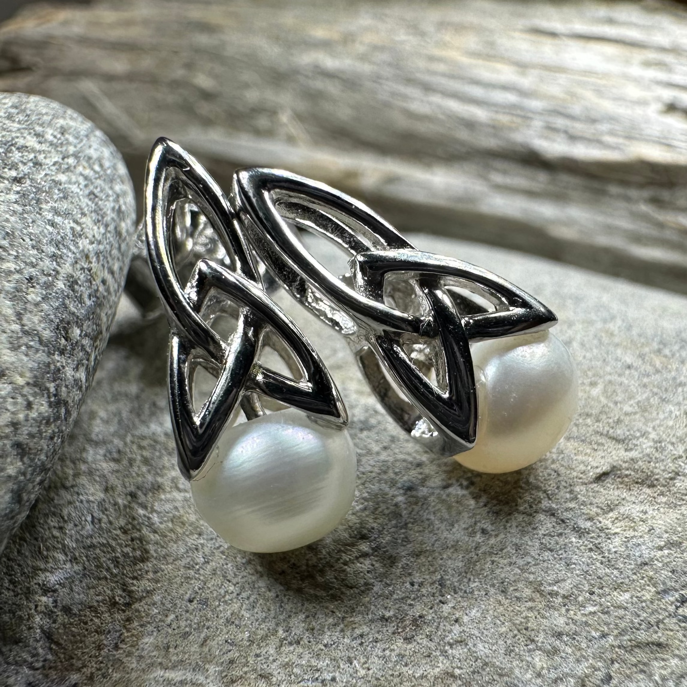 Trinity Knot Pearl Post Earring