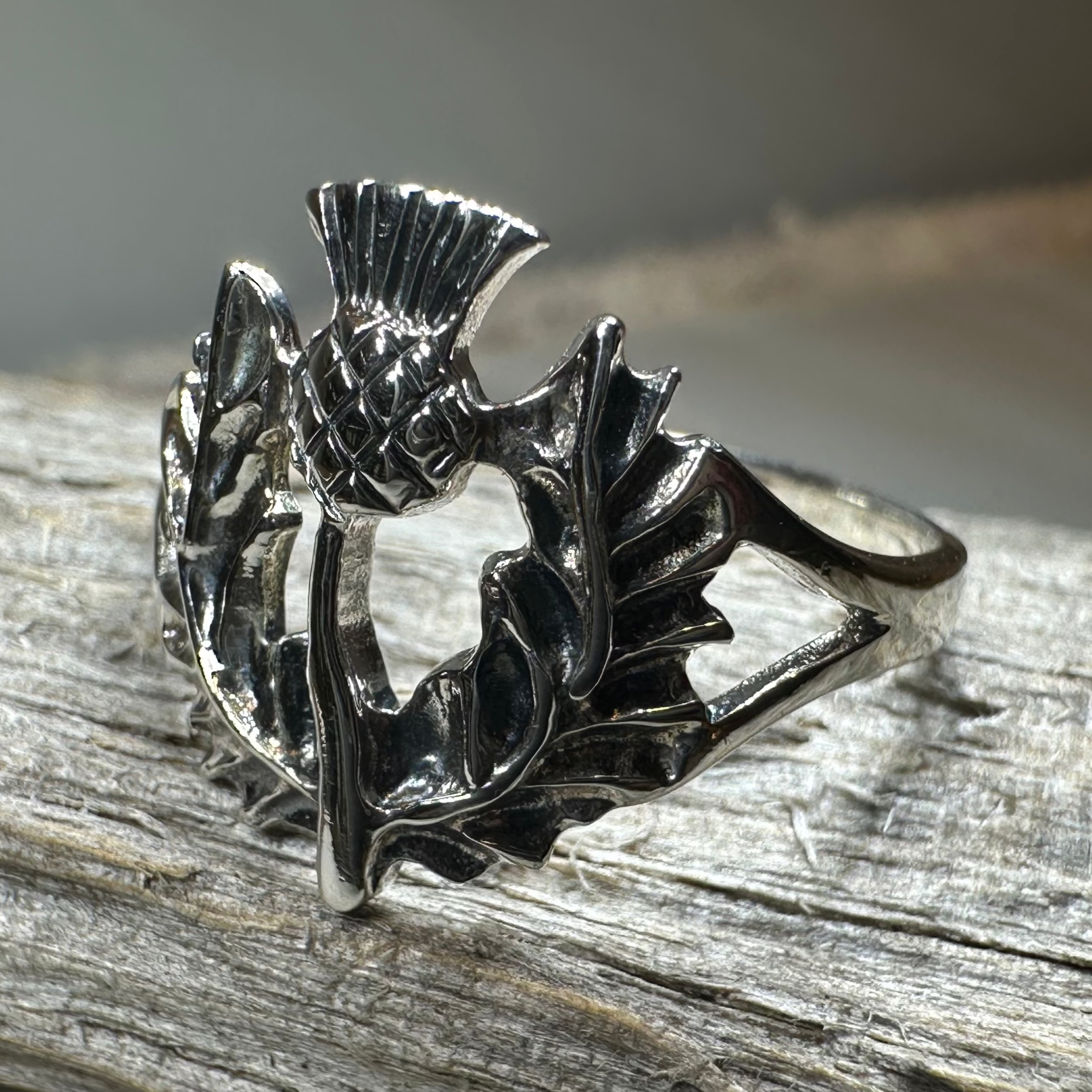 Finovan Thistle Ring