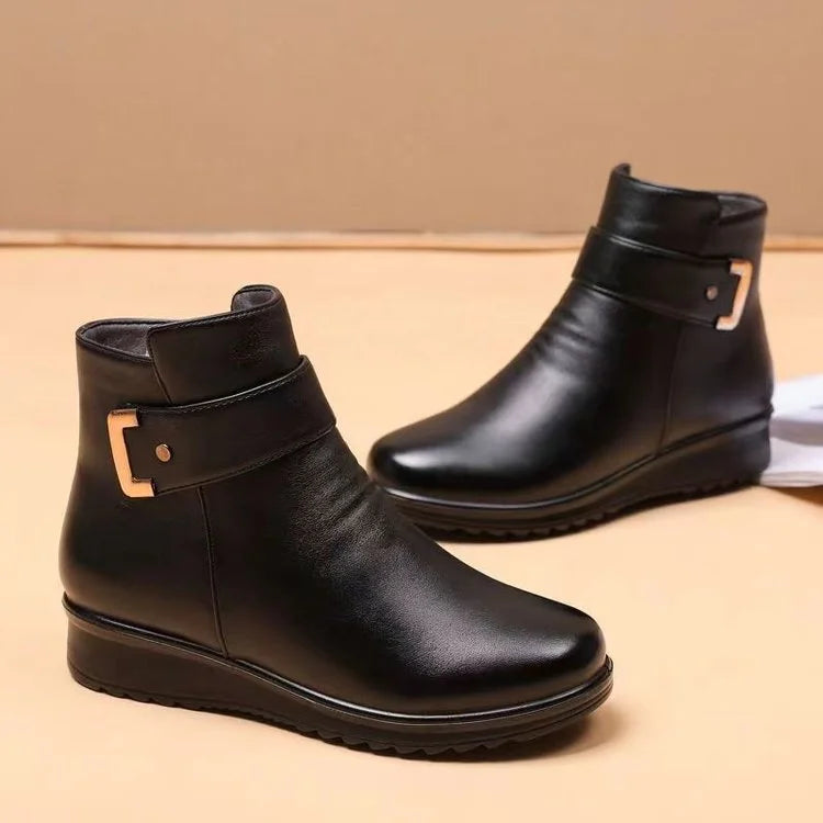Comfortable and lightweight boots