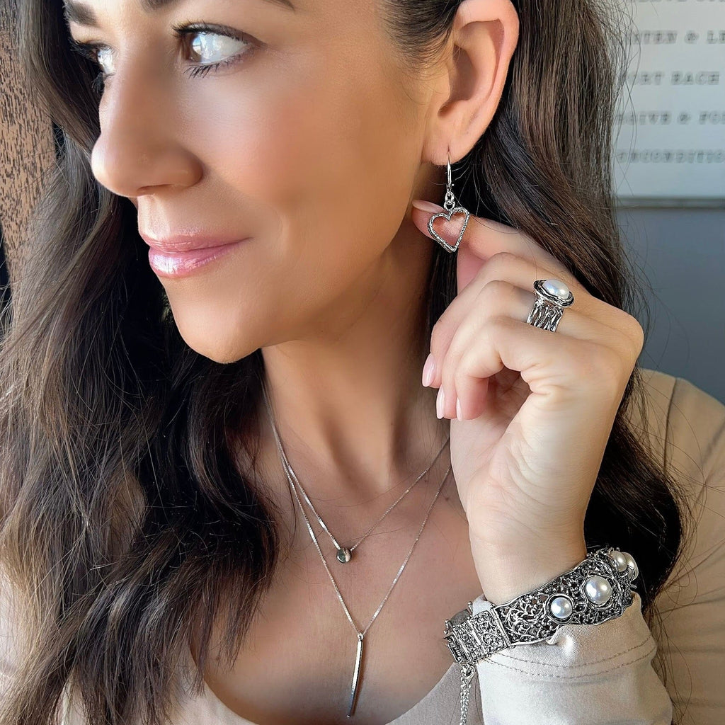 Love-Struck Earrings