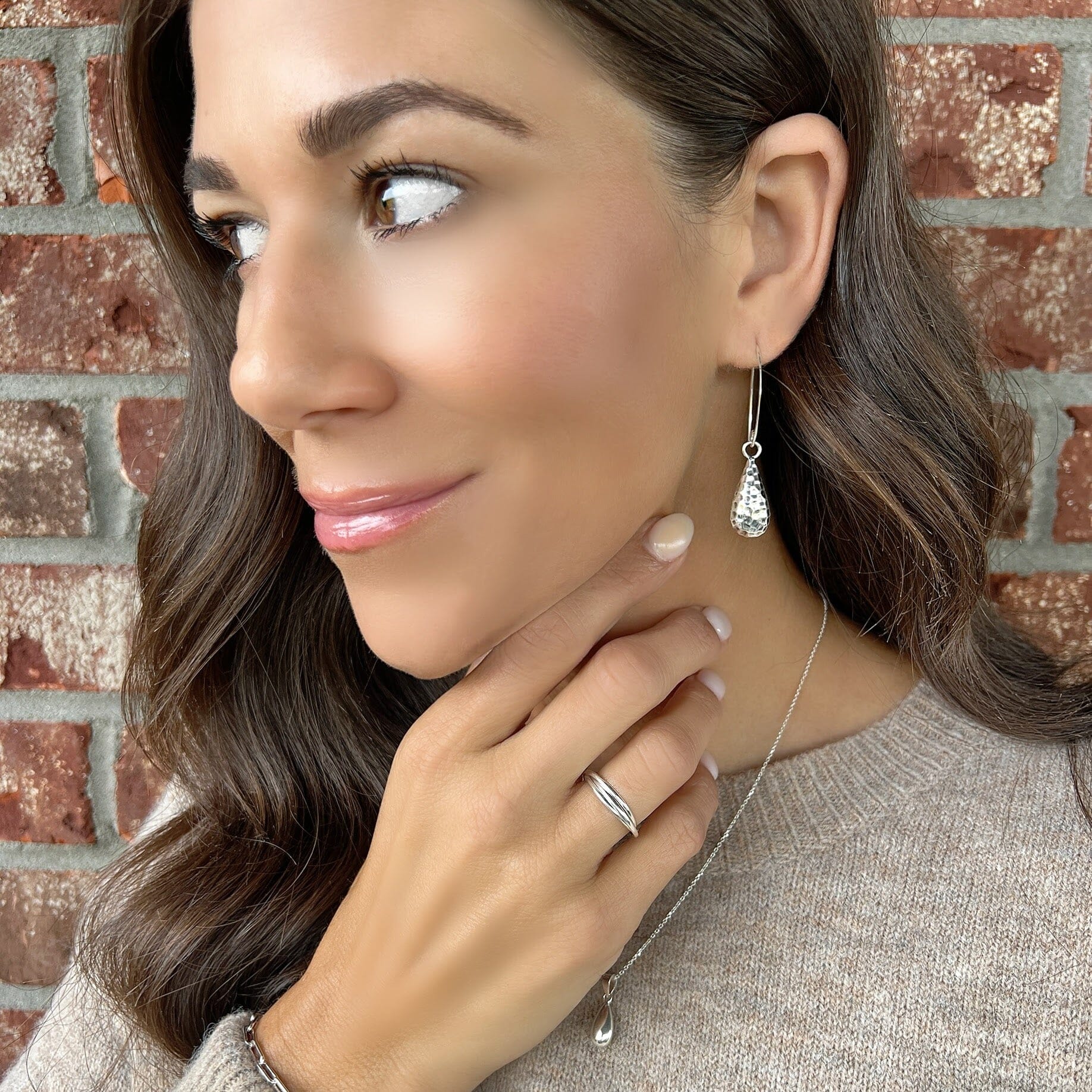 Mucho Gusto Earrings