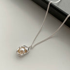 Retro Geometric Pearl Necklace