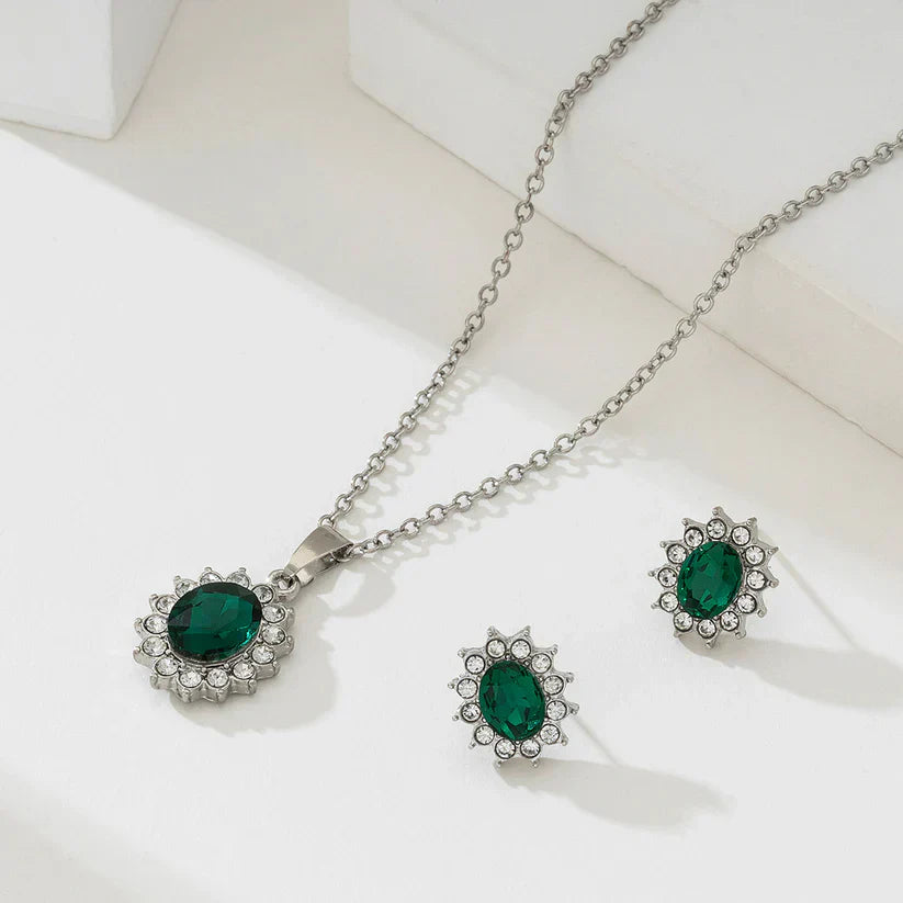 Exclusive Emerald Elegance Silver Jewelry Set