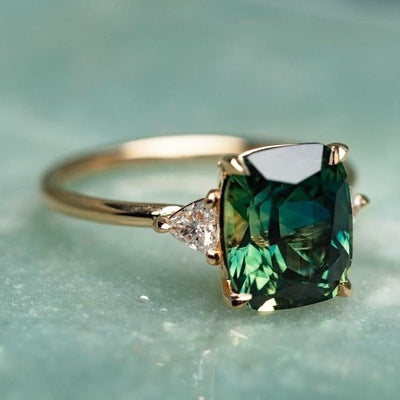 Vintage-Inspired Green Gemstone Ring | Gold