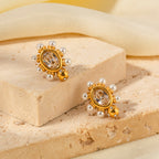 Chic Gold Earrings with Pearls