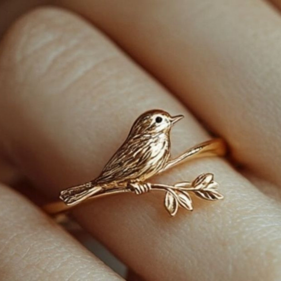 Hummingbird Golden Ring