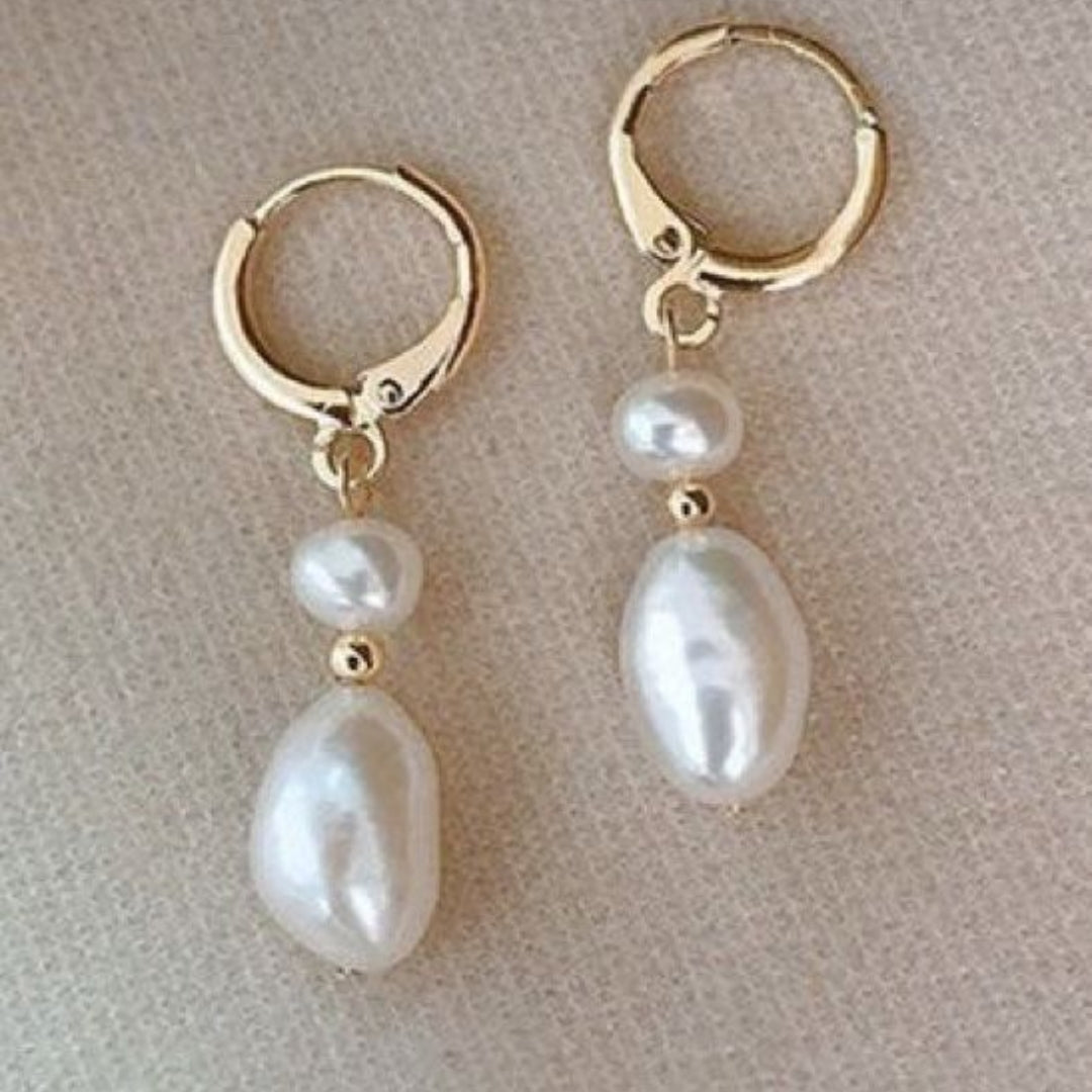 Pearl Dangling Earrings