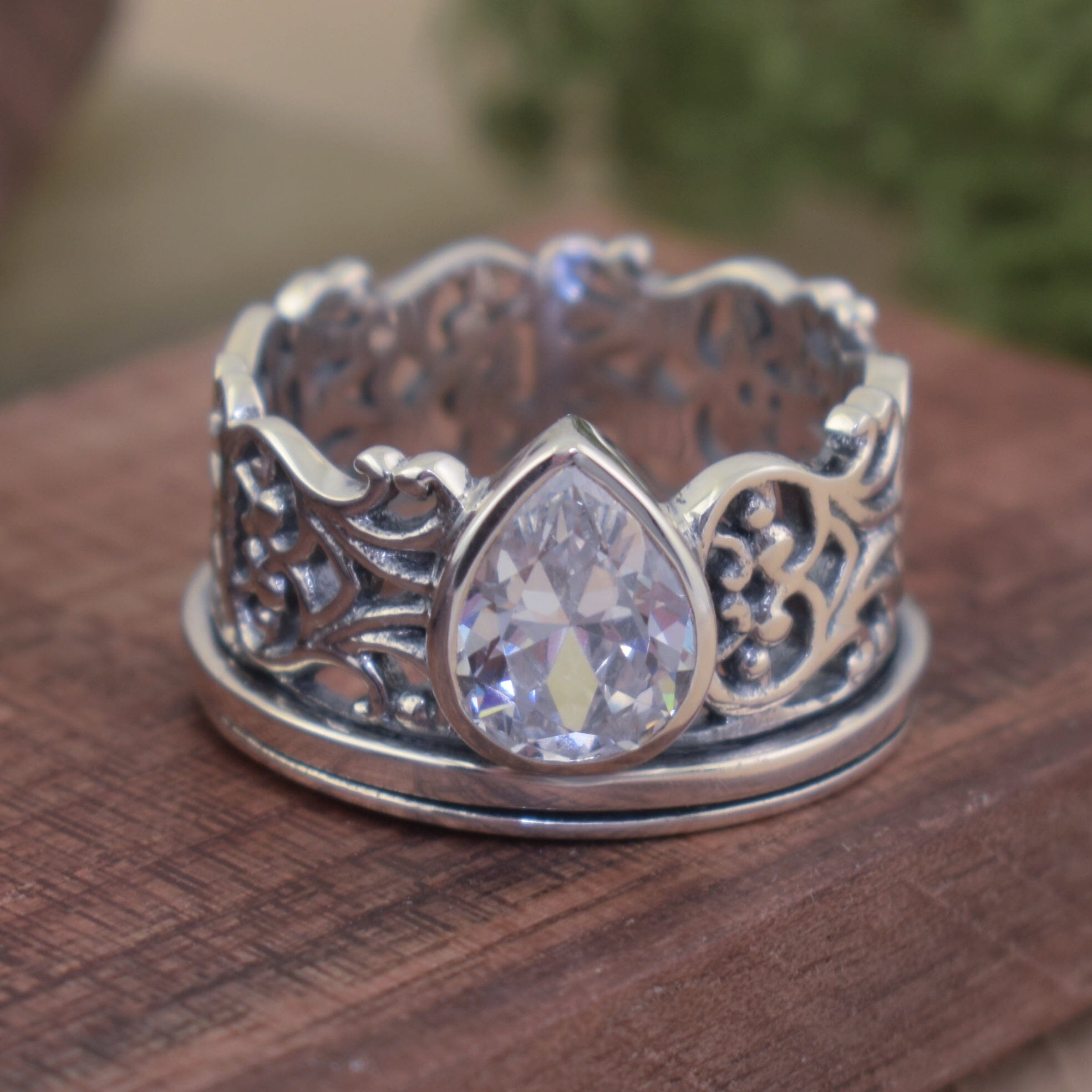 Prima Donna Ring