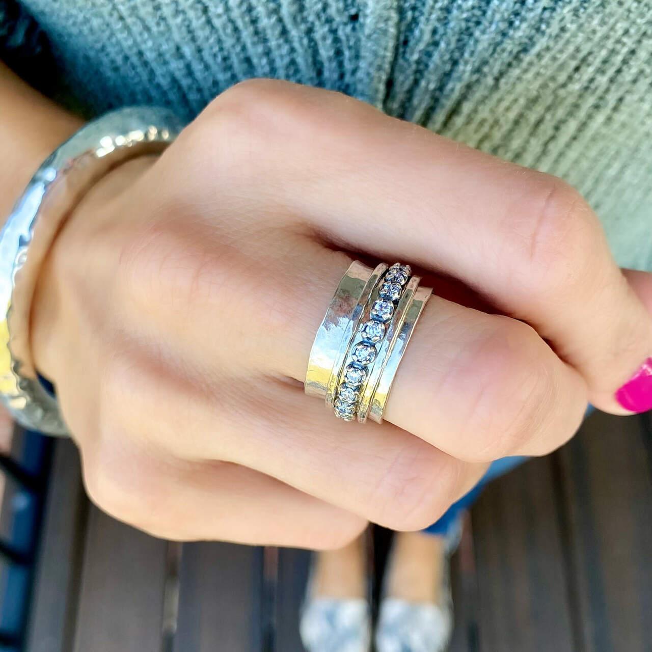 Primitive Shine Ring - In Silver