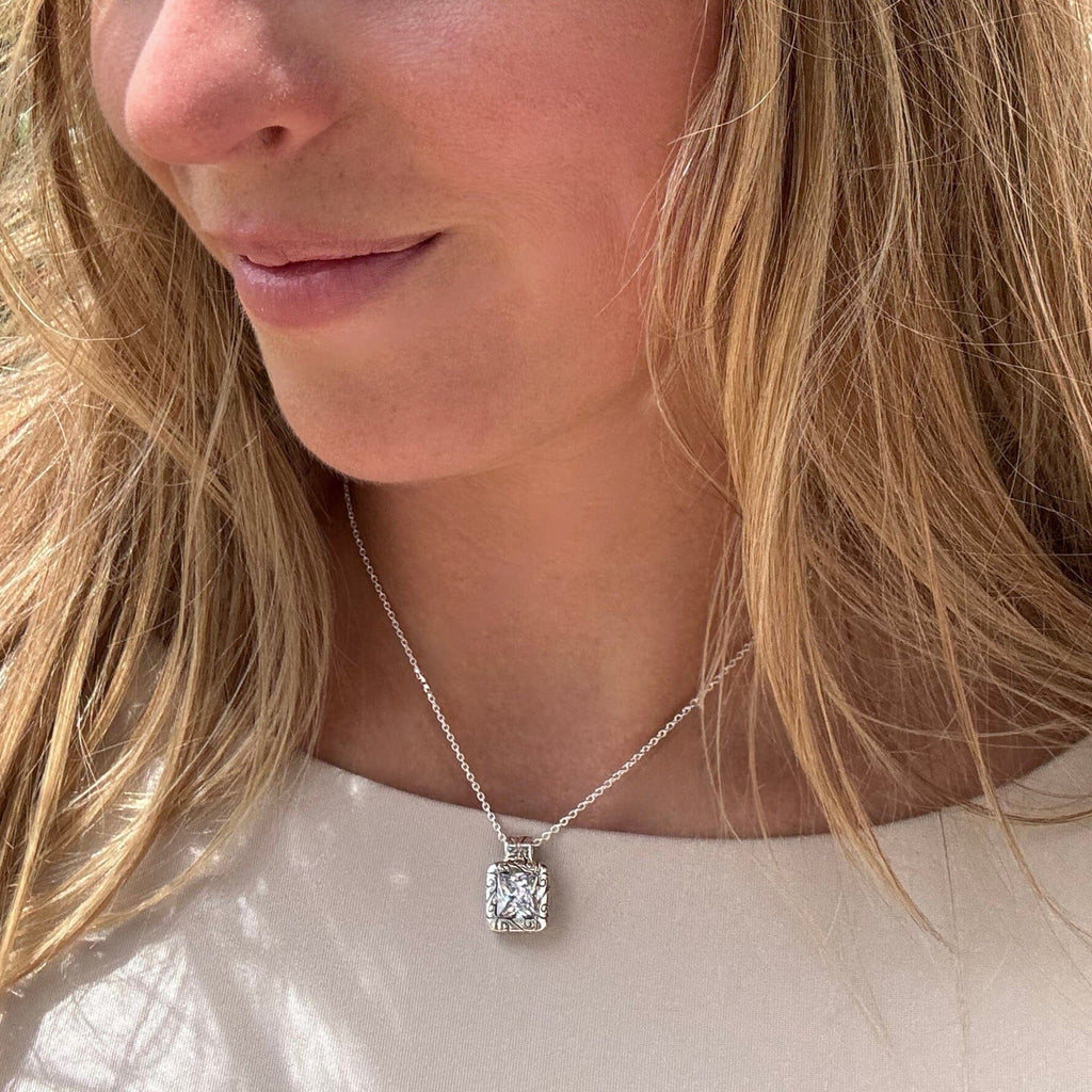 Prissy Girl Necklace