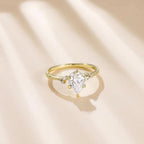 Trumium 2CT s925 Sterling Silver Engagement Pear Cut Rings for Women Wedding Teardrop Halo Cubic Zirconia Bridal Promise Ring