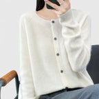 Lyxandria | Comfortable Cardigan