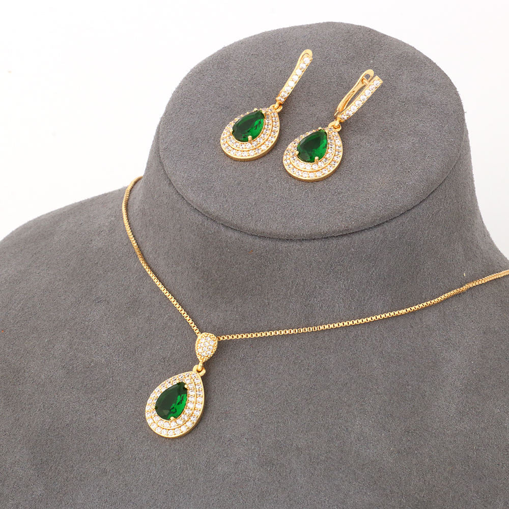 Thalienne Emerald Elegance Gold Jewelry Set