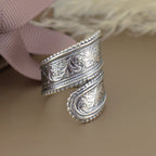 Swoon Ring - Size 5