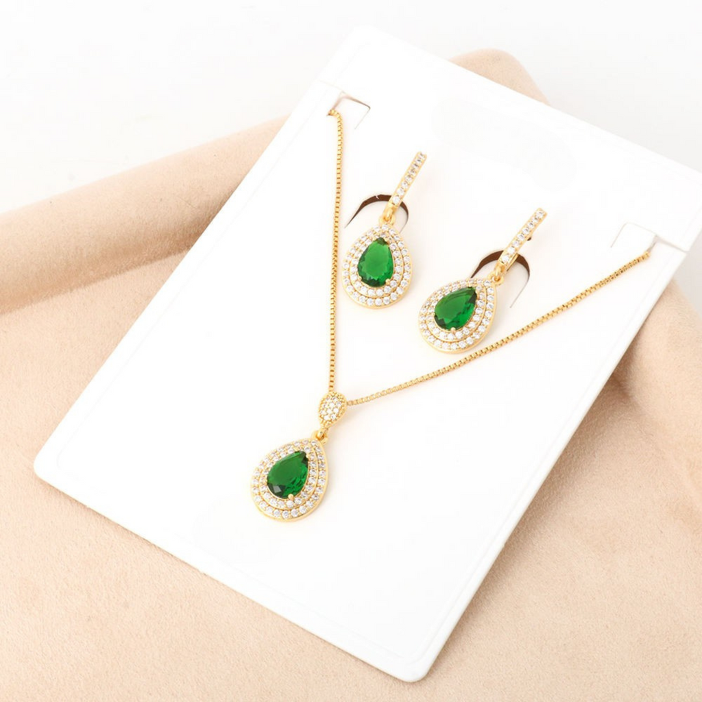 Thalienne Emerald Elegance Gold Jewelry Set