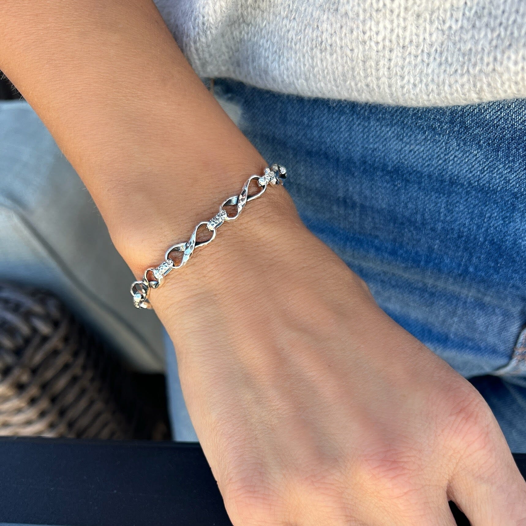 Tumbled Spur Bracelet