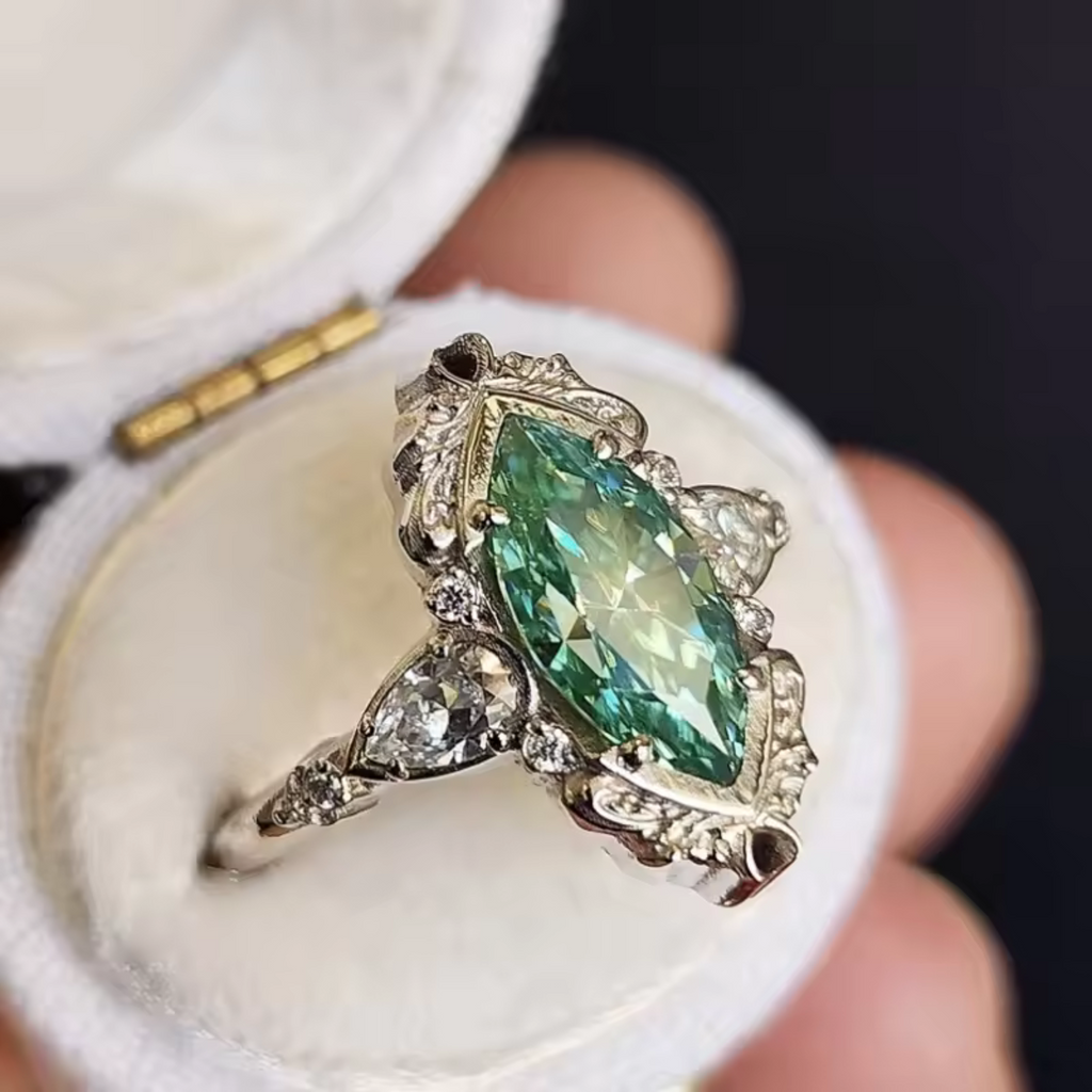 Vaelira's Enchanted Emerald Ring