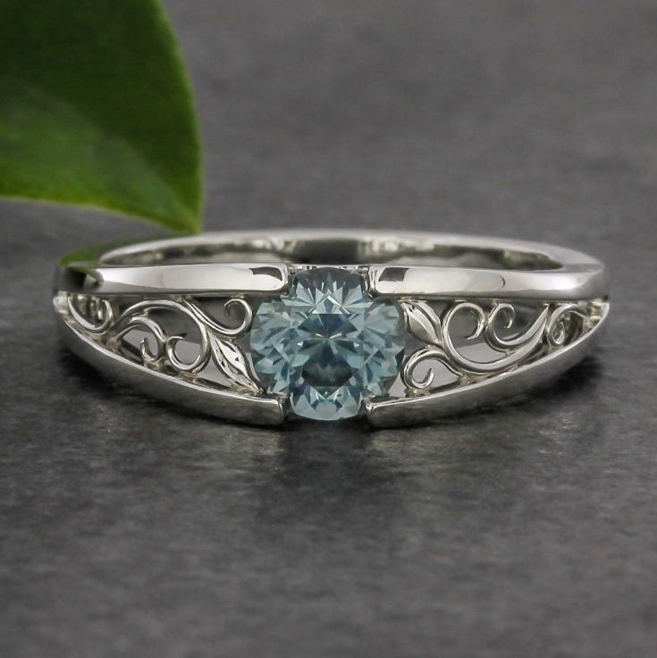 Hollow Blue Glass Ivy Ring
