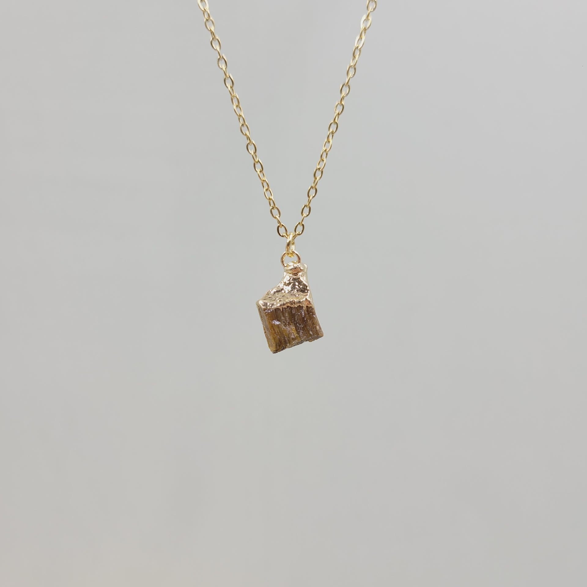 Olivenorma Irregular Crystal Raw Stone Gem gemstone Necklace