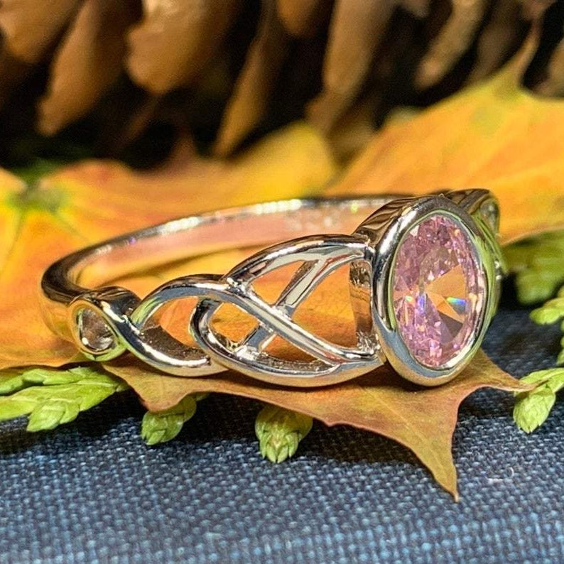 Andie Trinity Knot Ring