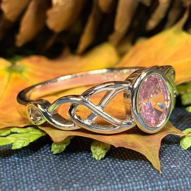 Andie Trinity Knot Ring