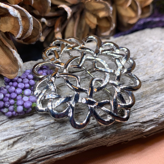 Four Marys Celtic Knot Brooch