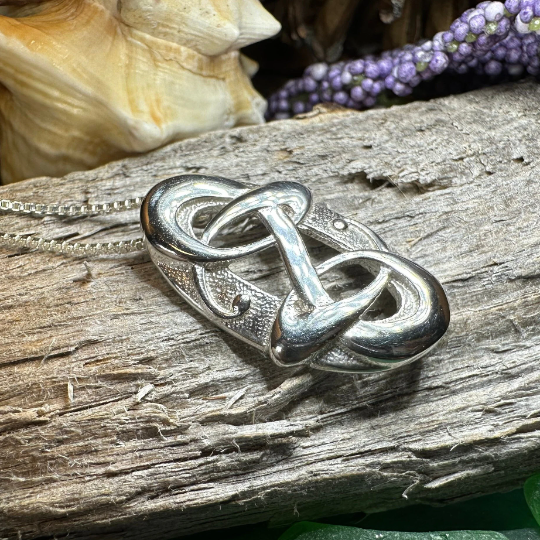Nadine Modern Celtic Knot Necklace