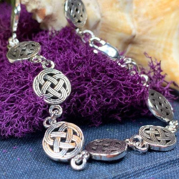 Irish Celtic Love Knot Bracelet