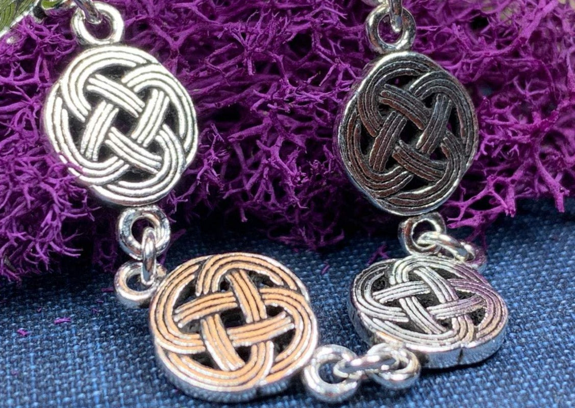 Irish Celtic Love Knot Bracelet