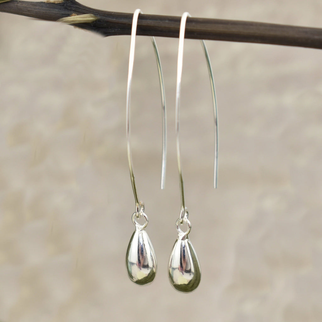 Classy Teardrop Dangle Earrings