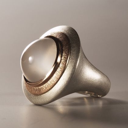 Vintage Silver Inlaid Moonstone Ring