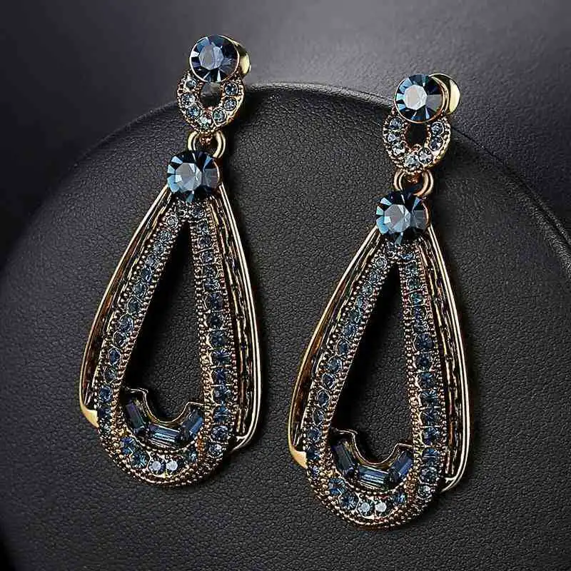 Dark Blue Zirconia Earrings