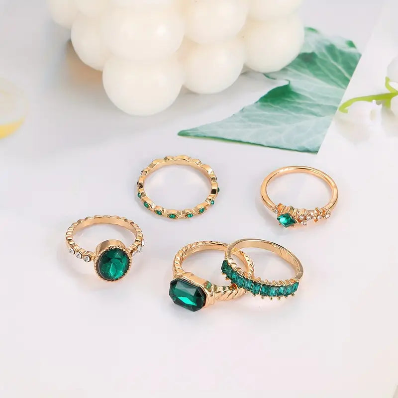 Zarina Elegant Emerald Gold Ring Collection