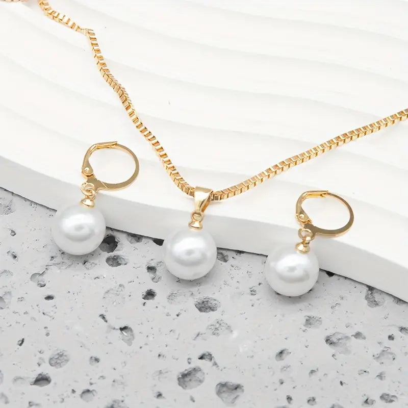 Elegant Gold Pearl Jewelry Set