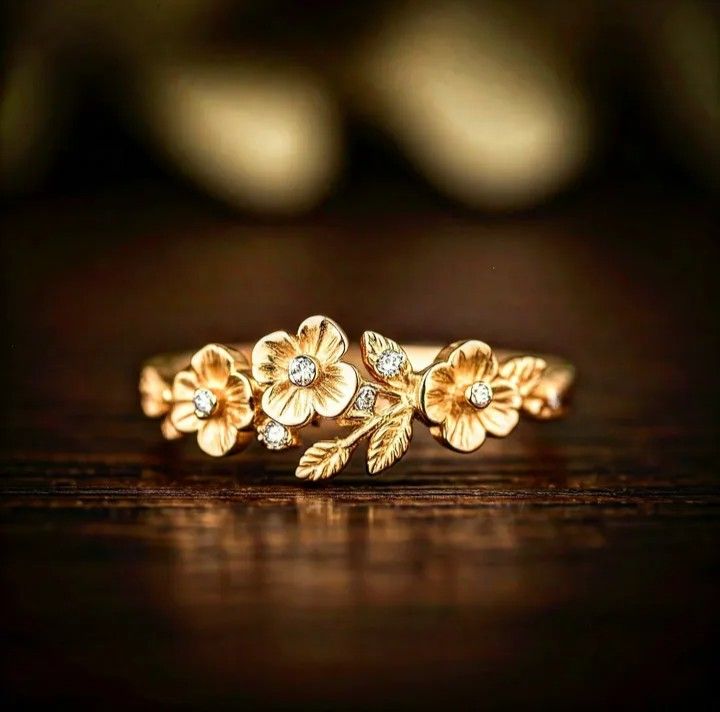 Exotic Bloom Zirconia Gold Ring