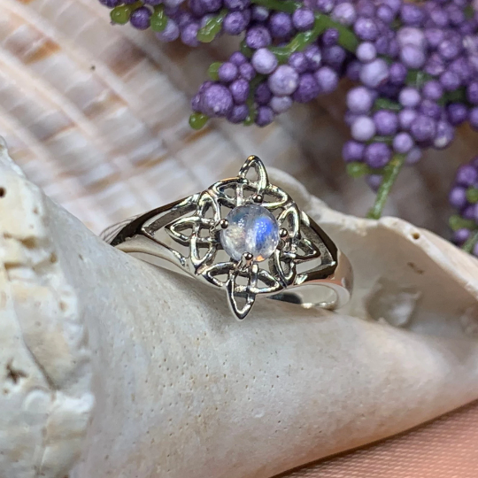 Celtic Starshine Moonstone Ring