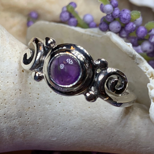 Jillian Celtic Knot Ring