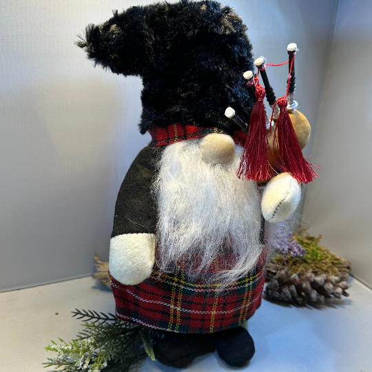 Scottish Bagpiper Gnome Gift